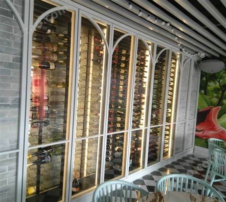 柏图斯 欧式复古酒柜 酒庄红酒展示柜 不锈钢落地铁艺酒架 定制酒窖