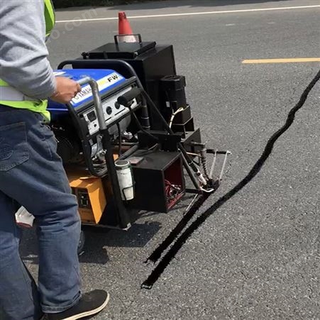 沥青路面智能手推灌缝机 全程保温设技 快速修补