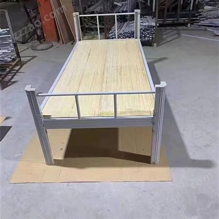 陕西工地救急救灾床铺 型材钢管组装 简易折叠木板床