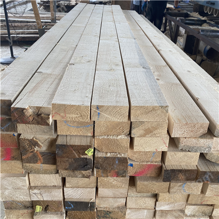 良美建材 防腐木材加工厂 建筑木方4*6 规格可定制