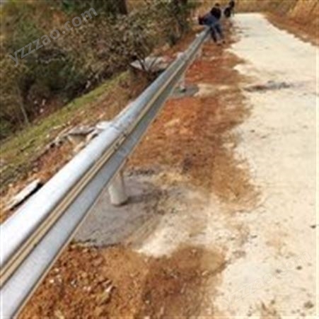 江西吉安供应波形护栏板安装公路护栏